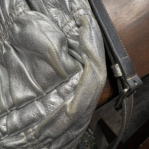 Great condition 100% authentic Prada messenger bag in silver. - Picture 11 of 11